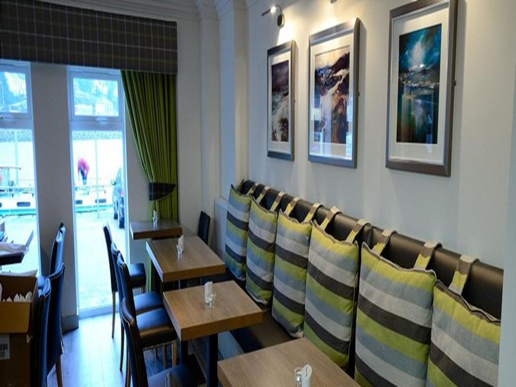 Anchor Hotel And Seabed Restaurant Tarbert  Eksteriør billede